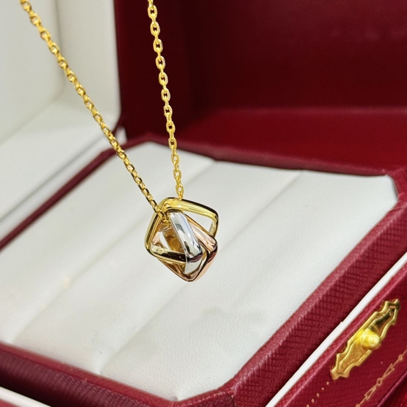 Ca*t1er necklaces